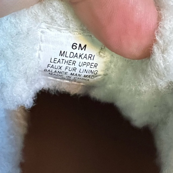 Marc Fisher Dakari Lace Up Sneakers Green Leather Suede Faux Fur Lined Size 6 - Picture 10 of 11